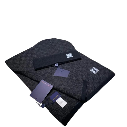 SCARF AND HAT LOUIS VUITTON