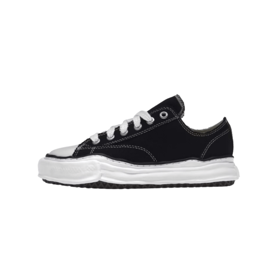 MAISON MIHARA - BLACK