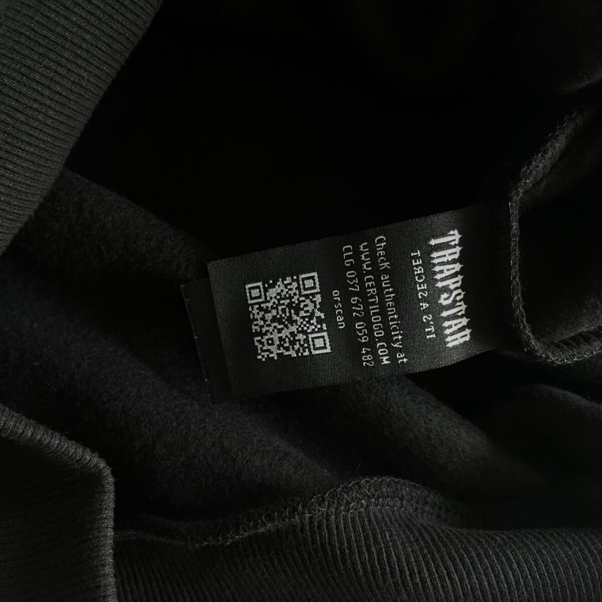 DECODE CHENILLE 2.0 – BLACK OUT - immagine 7
