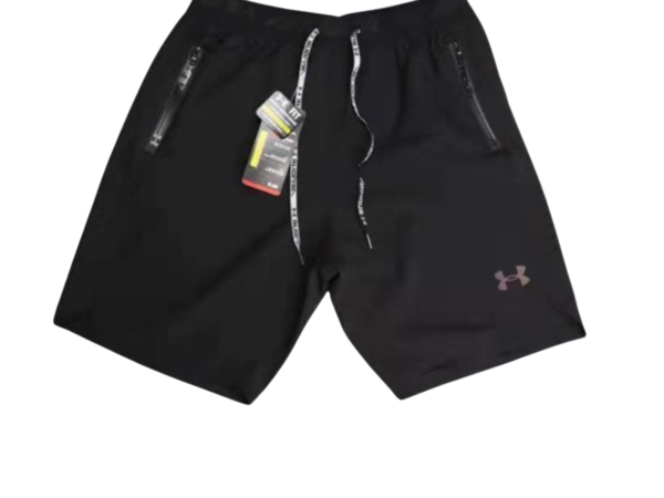 PANTALONCINI -  UNDER ARMOUR