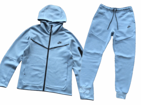 TECH FLEECE - HEAVENLY